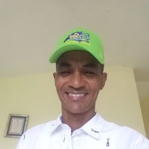 Meet your Posher, Roberto antonio